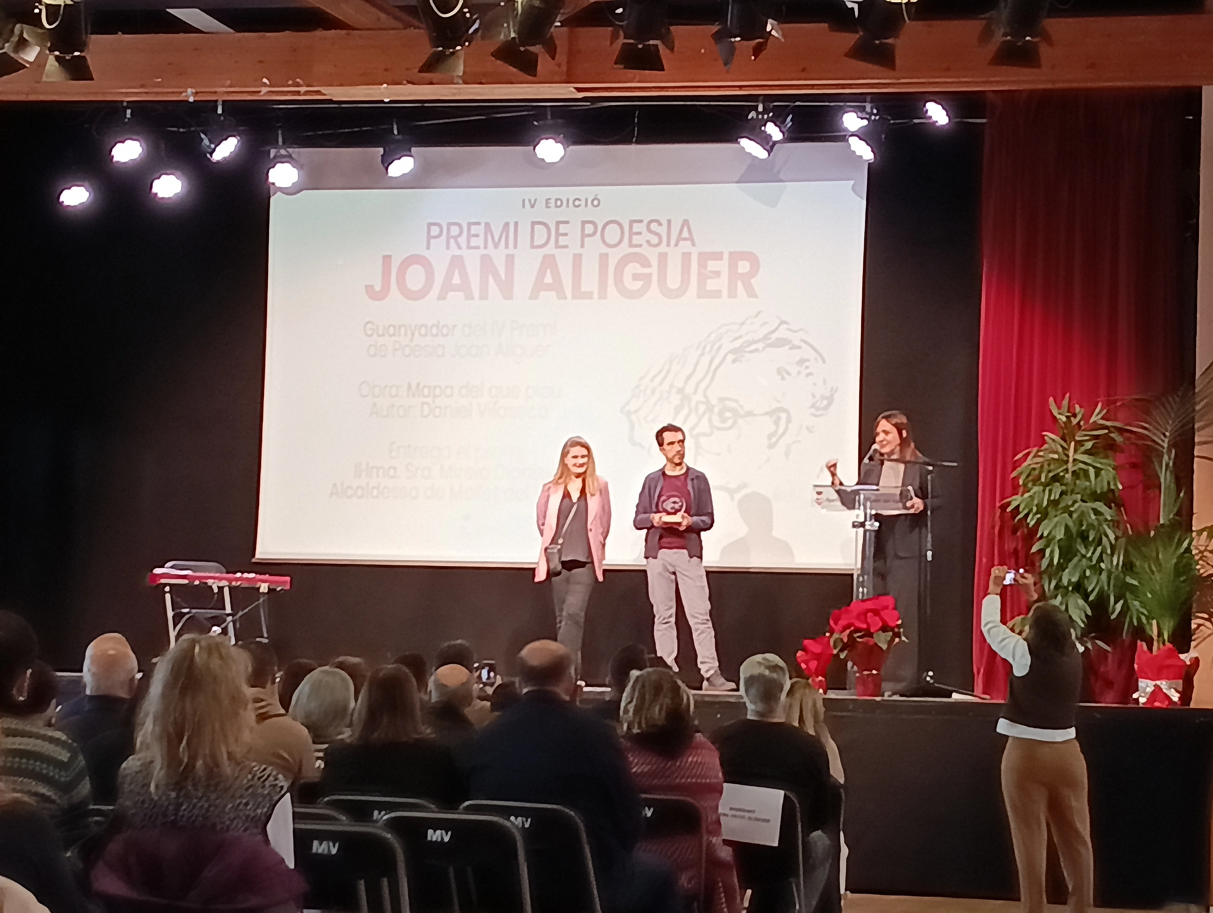 IV Premi de Poesia Joan Aliguer 2025 - 14
